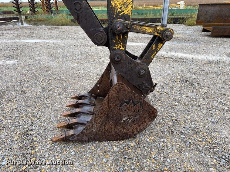 image for item OE9740 2007 Kobelco SK35SR-3 mini excavator