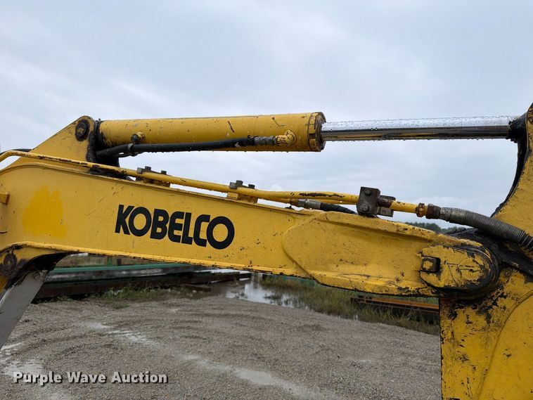 image for item OE9740 2007 Kobelco SK35SR-3 mini excavator