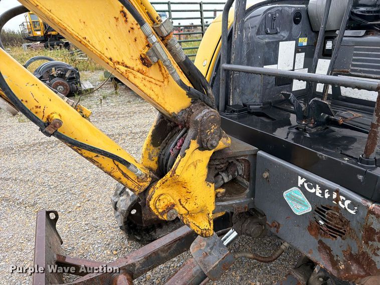 image for item OE9740 2007 Kobelco SK35SR-3 mini excavator