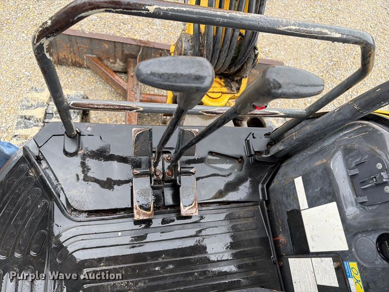 image for item OE9740 2007 Kobelco SK35SR-3 mini excavator