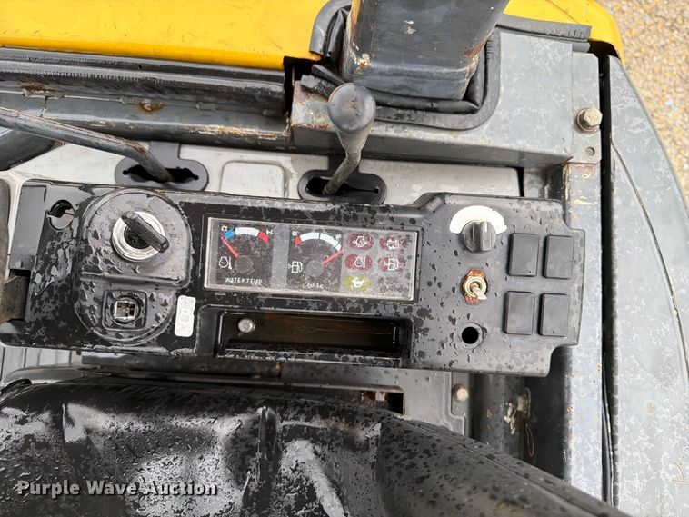 image for item OE9740 2007 Kobelco SK35SR-3 mini excavator