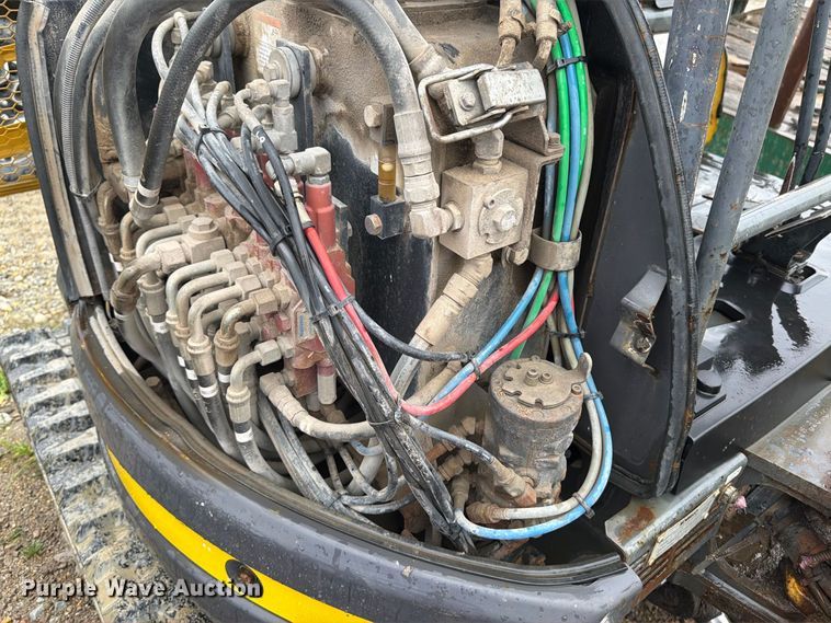 image for item OE9740 2007 Kobelco SK35SR-3 mini excavator