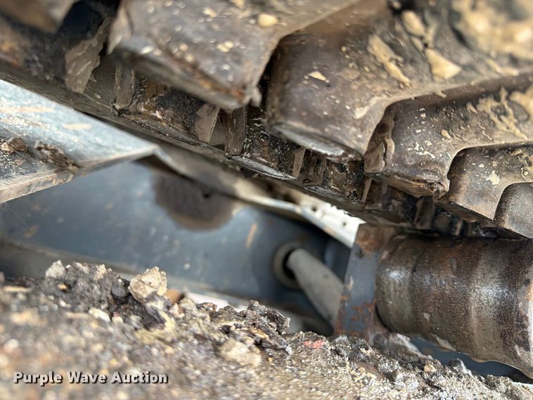 image for item OE9740 2007 Kobelco SK35SR-3 mini excavator