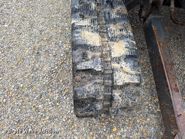 image for item OE9740 2007 Kobelco SK35SR-3 mini excavator