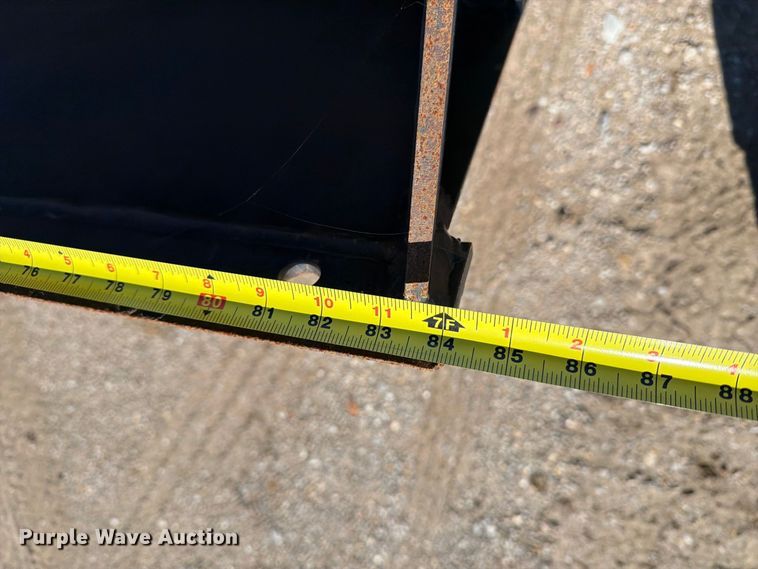 image for item OE9746 John Deere SD84 skid steer side discharge bucket
