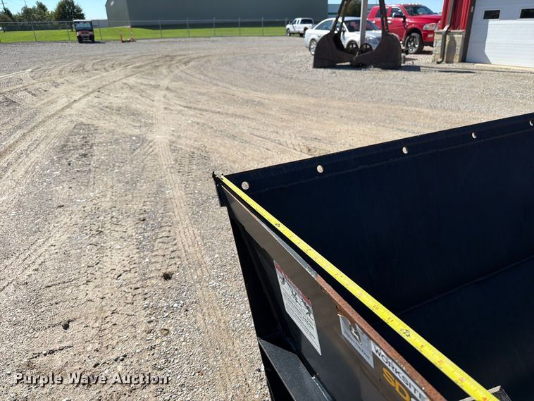 image for item OE9746 John Deere SD84 skid steer side discharge bucket