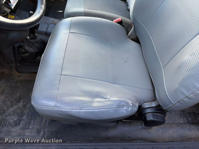 image for item YA3441 2015 Ford F650 Super Duty chipper truck