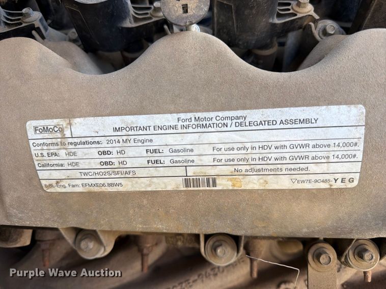image for item YA3441 2015 Ford F650 Super Duty chipper truck