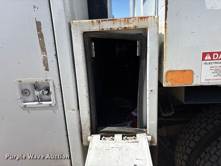 image for item YA3444 2013 Ram 5500 forestry bucket truck