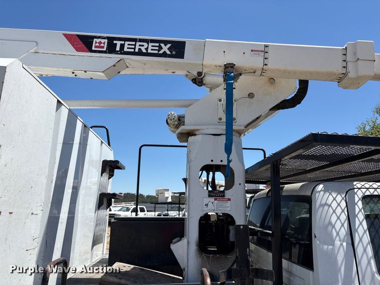 image for item YA3444 2013 Ram 5500 forestry bucket truck