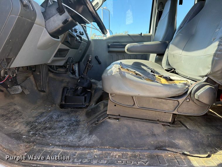 image for item YA3708 2015 Ford  F750 Super Duty Ext. Cab chipper truck