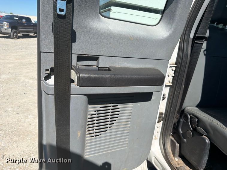 image for item YA3708 2015 Ford  F750 Super Duty Ext. Cab chipper truck