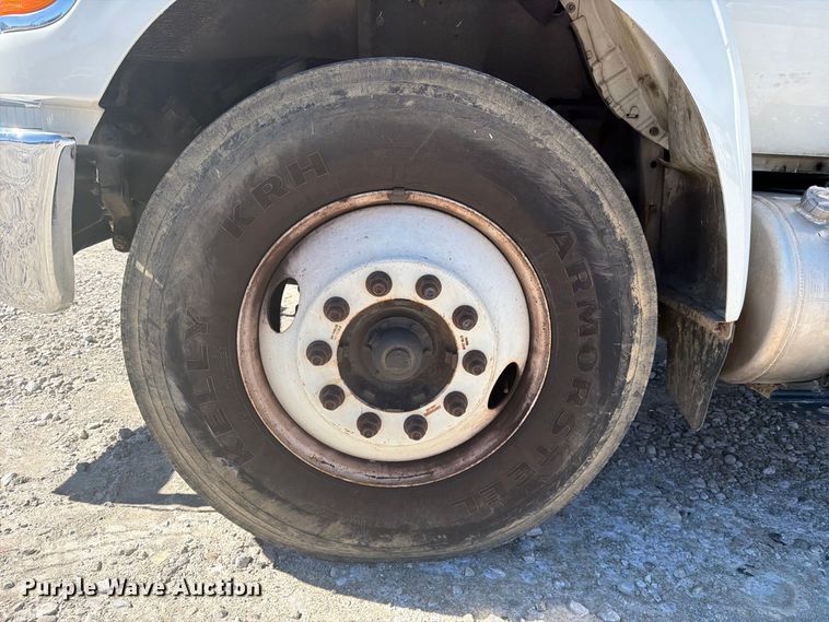 image for item YA3708 2015 Ford  F750 Super Duty Ext. Cab chipper truck