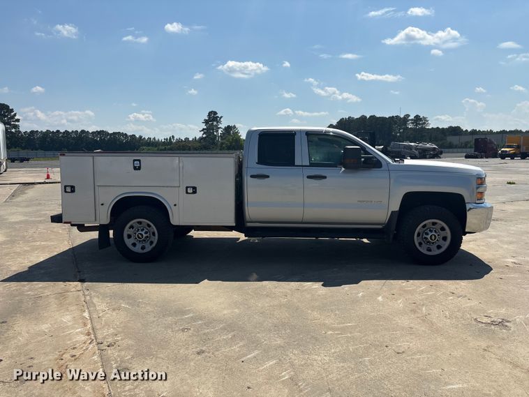 image for item YA3809 2018 Chevrolet  Silverado 2500HD Ext. Cab utility bed pickup truck