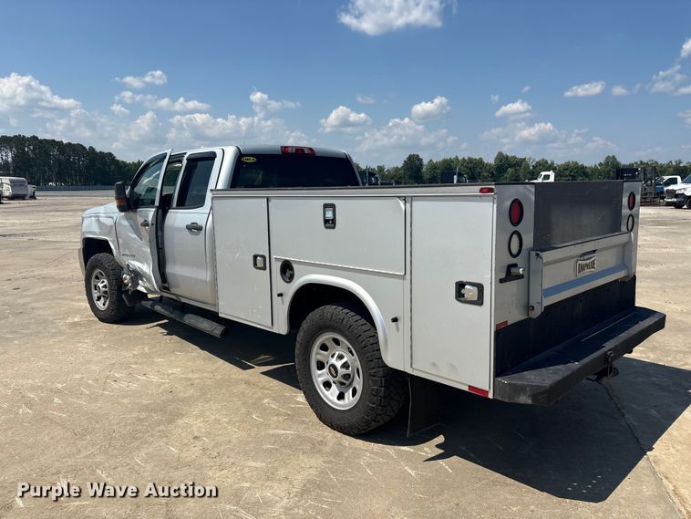 image for item YA3809 2018 Chevrolet  Silverado 2500HD Ext. Cab utility bed pickup truck