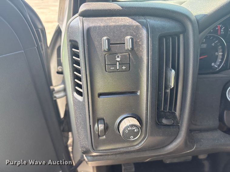 image for item YA3809 2018 Chevrolet  Silverado 2500HD Ext. Cab utility bed pickup truck
