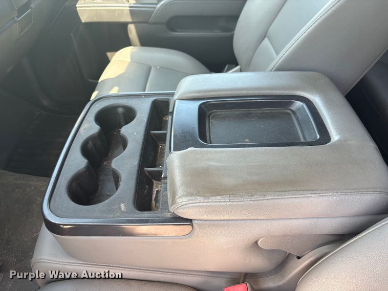 image for item YA3809 2018 Chevrolet  Silverado 2500HD Ext. Cab utility bed pickup truck