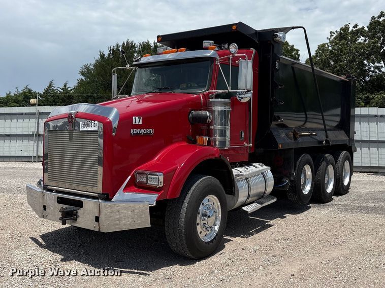 image for item YA3887 2014 Kenworth T8 Series dump truck