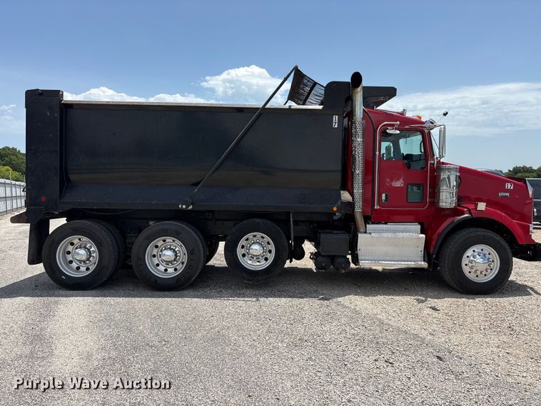 image for item YA3887 2014 Kenworth T8 Series dump truck