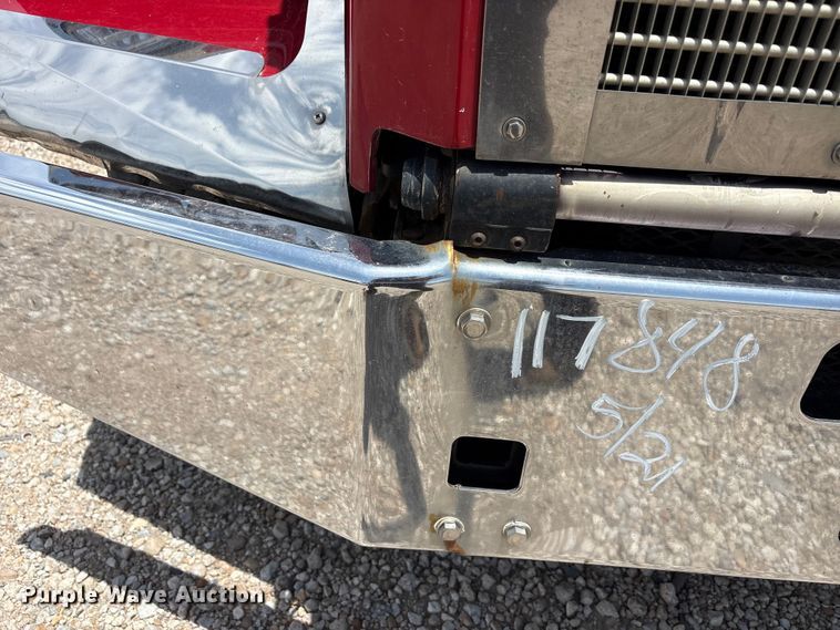 image for item YA3887 2014 Kenworth T8 Series dump truck
