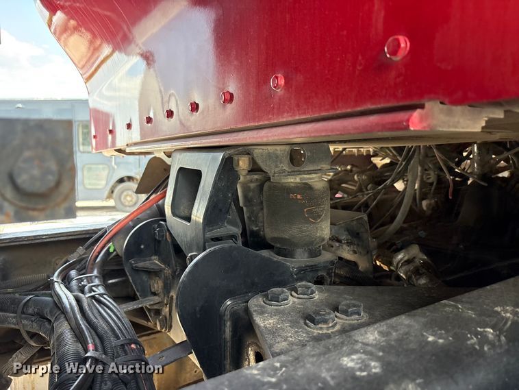 image for item YA3887 2014 Kenworth T8 Series dump truck