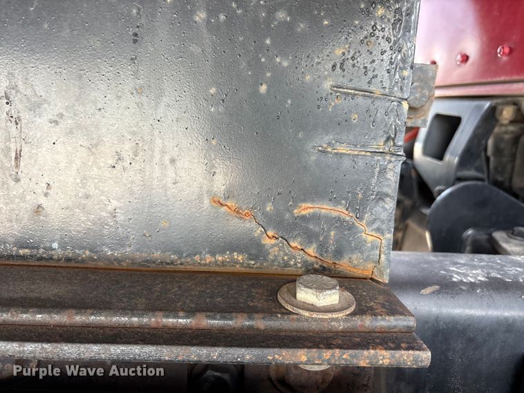 image for item YA3887 2014 Kenworth T8 Series dump truck