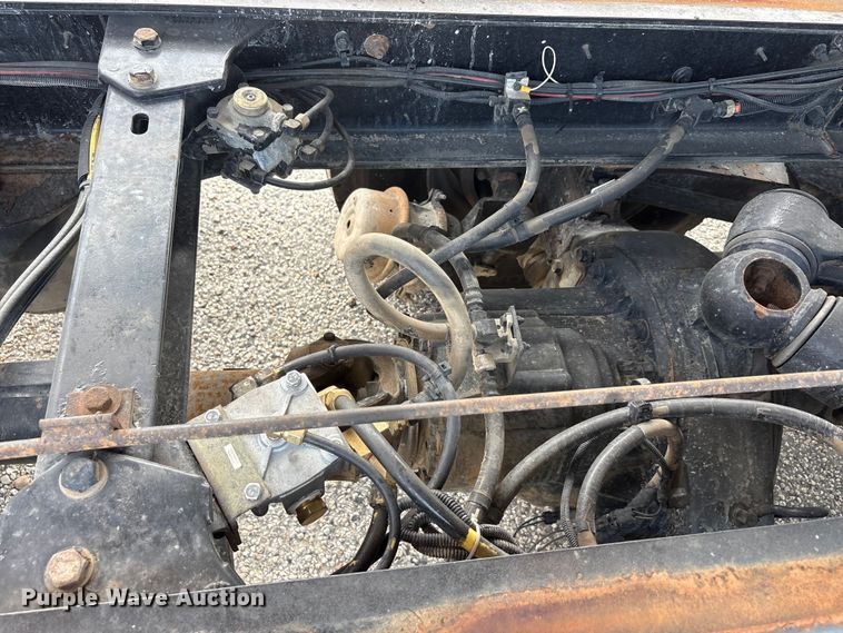 image for item YA3887 2014 Kenworth T8 Series dump truck