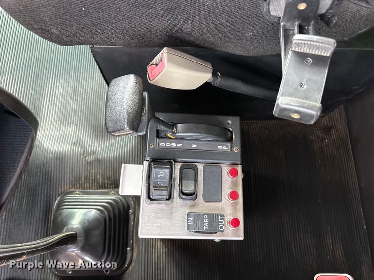 image for item YA3887 2014 Kenworth T8 Series dump truck