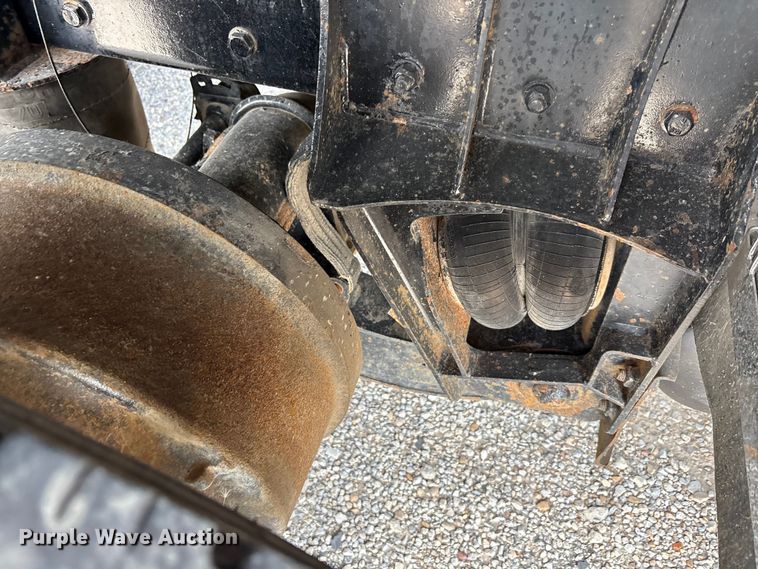 image for item YA3887 2014 Kenworth T8 Series dump truck