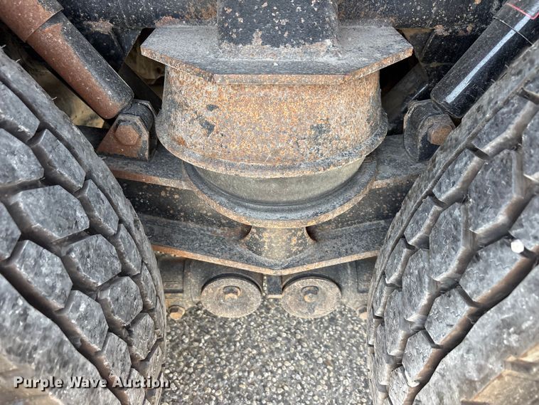 image for item YA3887 2014 Kenworth T8 Series dump truck