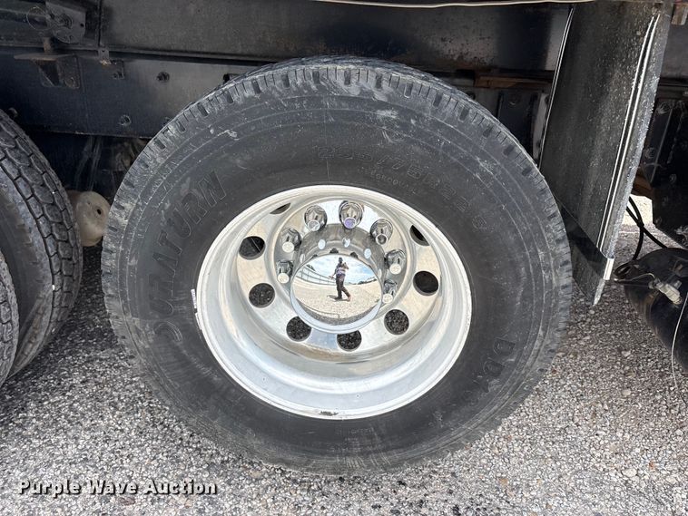 image for item YA3887 2014 Kenworth T8 Series dump truck