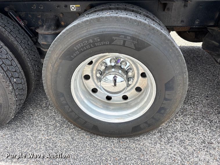 image for item YA3887 2014 Kenworth T8 Series dump truck