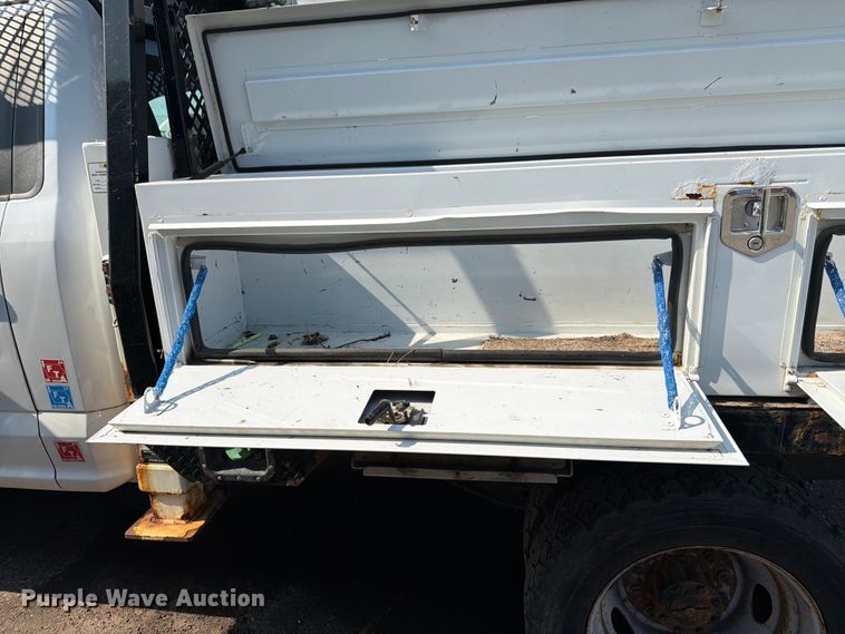 image for item YA3929 2017 Ford F550 Super Duty bucket truck