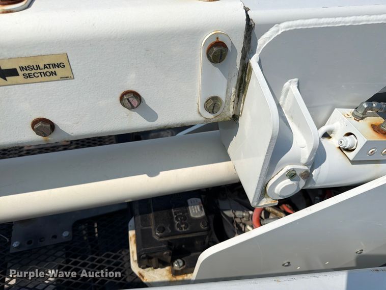 image for item YA3929 2017 Ford F550 Super Duty bucket truck