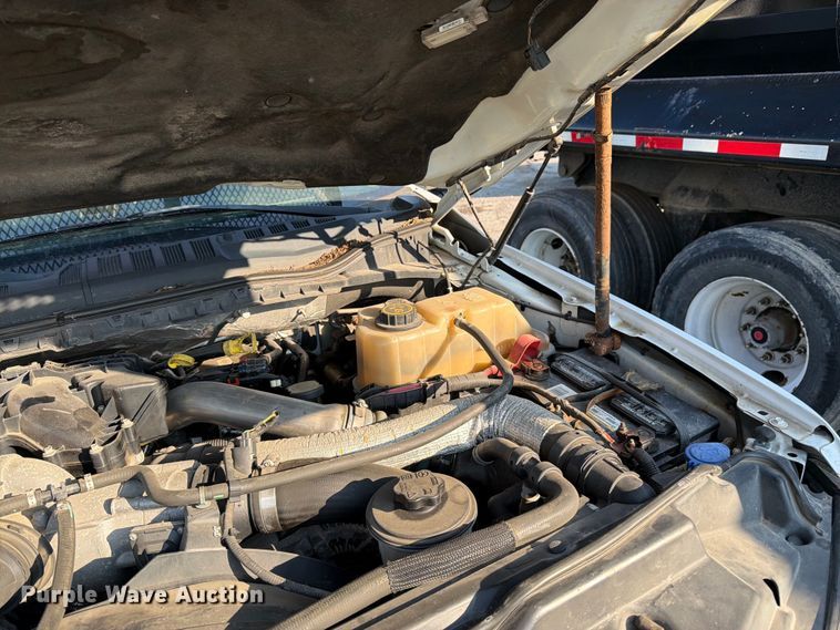 image for item YA3929 2017 Ford F550 Super Duty bucket truck