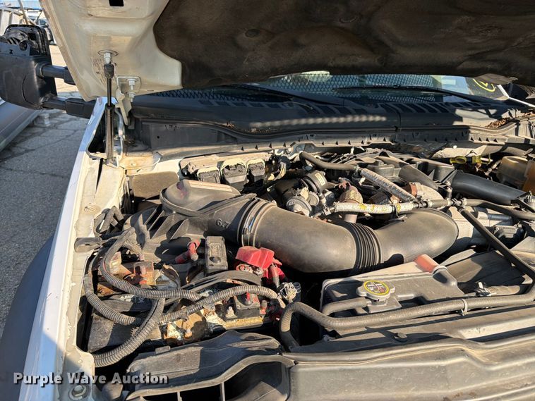 image for item YA3929 2017 Ford F550 Super Duty bucket truck