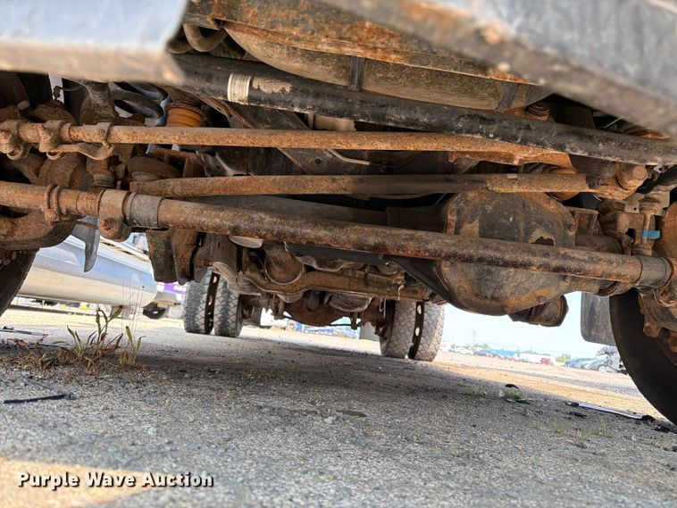 image for item YA3929 2017 Ford F550 Super Duty bucket truck