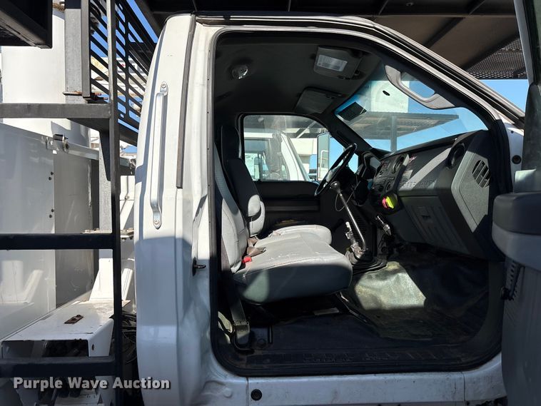 image for item YA4045 2015 Ford F750 Super Duty forestry bucket truck