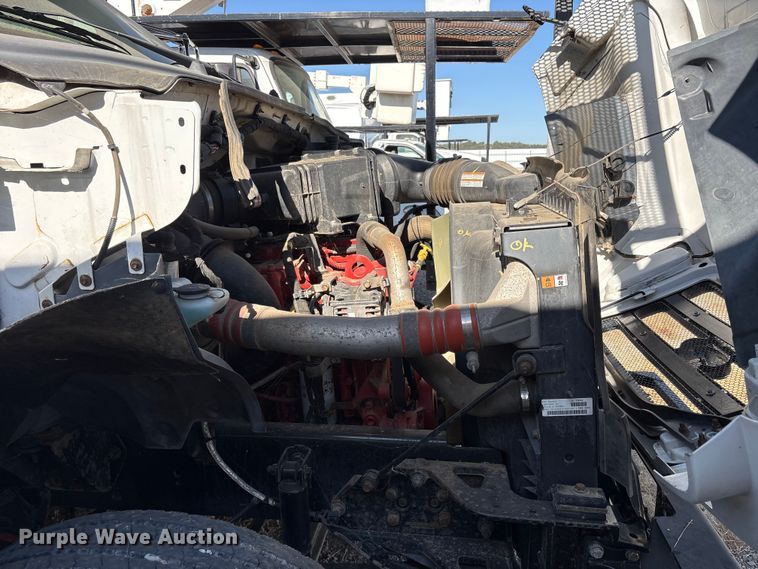 image for item YA4045 2015 Ford F750 Super Duty forestry bucket truck