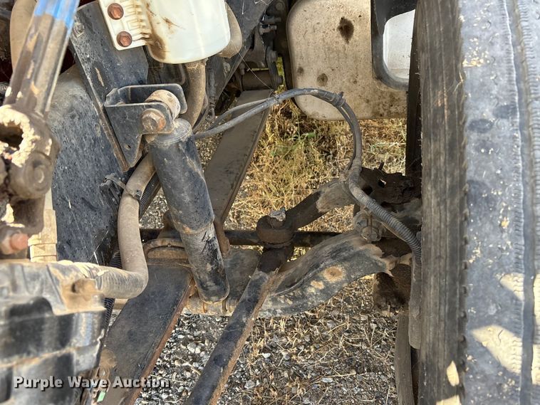 image for item YA4045 2015 Ford F750 Super Duty forestry bucket truck