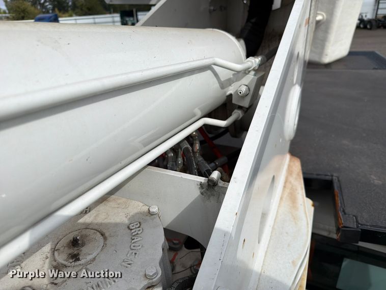 image for item YA4190 2026 Freightliner Business Class M2 forestry bucket truck