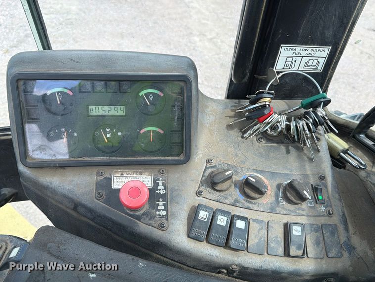 image for item YA4562 Hyster H300HD2 forklift
