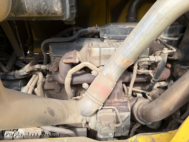 image for item YA4562 Hyster H300HD2 forklift