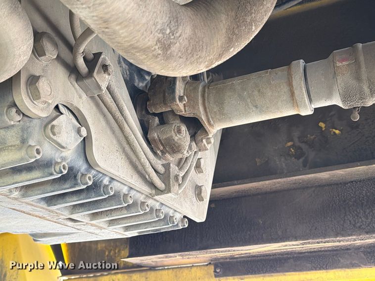 image for item YA4562 Hyster H300HD2 forklift