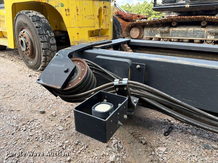 image for item YA4562 Hyster H300HD2 forklift