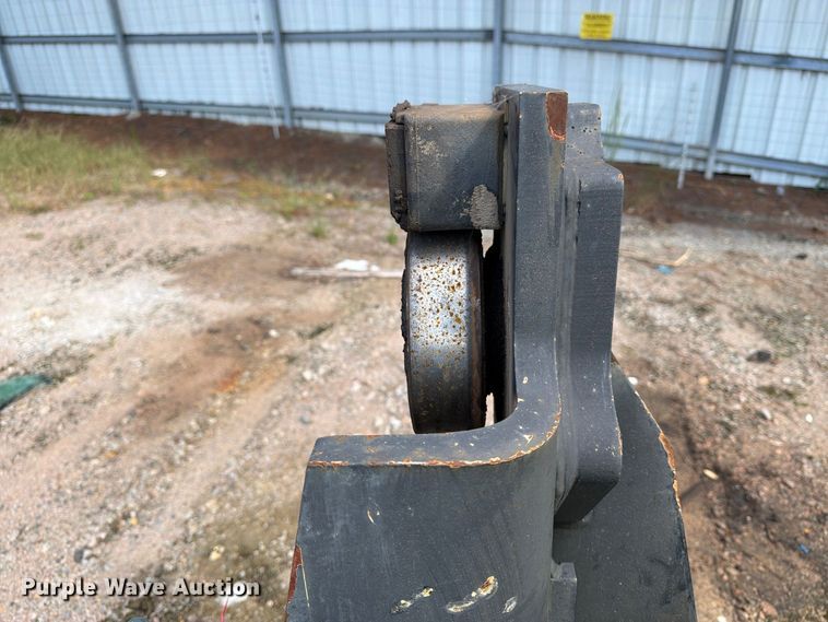 image for item YA4562 Hyster H300HD2 forklift