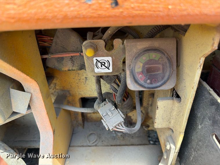 image for item YA4567 2007 JLG 1930ES scissor lift
