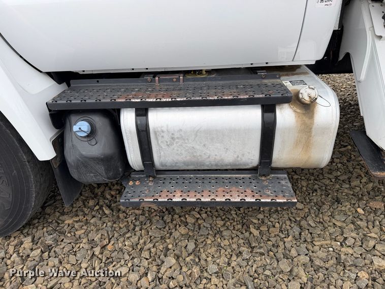 image for item YA4619 2016 Ford F750 Super Duty forestry bucket truck