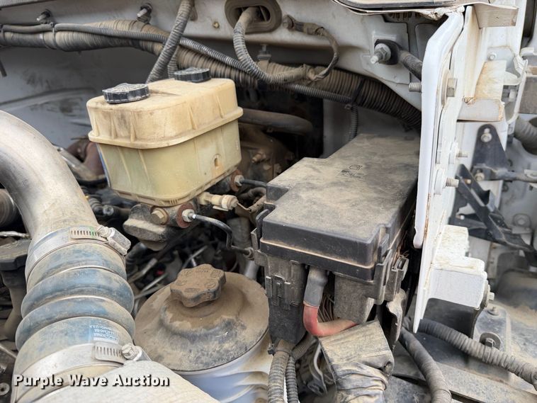 image for item YA4619 2016 Ford F750 Super Duty forestry bucket truck