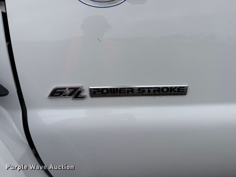 image for item YA4619 2016 Ford F750 Super Duty forestry bucket truck